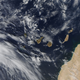 Vista por satélite el 15 de octubre de 2011, que muestra las islas Canarias y la costa de África. El Hierro es la isla más occidental del archipiélago. Wikimedia Commons